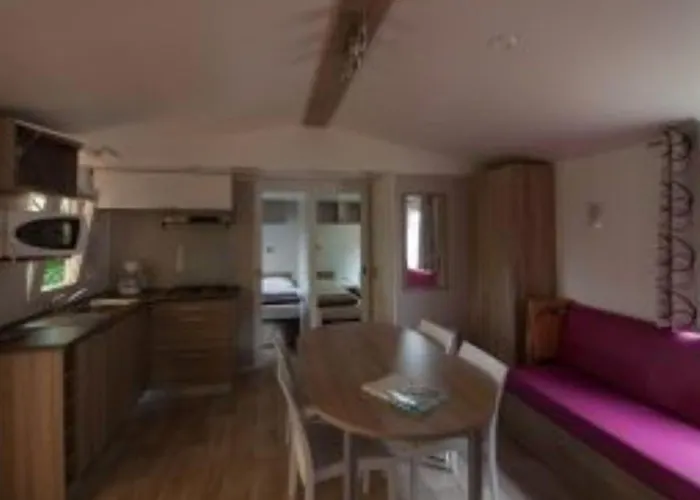 Mobil Spacieux - 6 Pers. - Api-1-52-2126 Campsite *